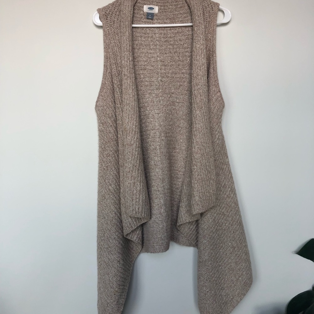 Sleeveless Sweater Jacket
